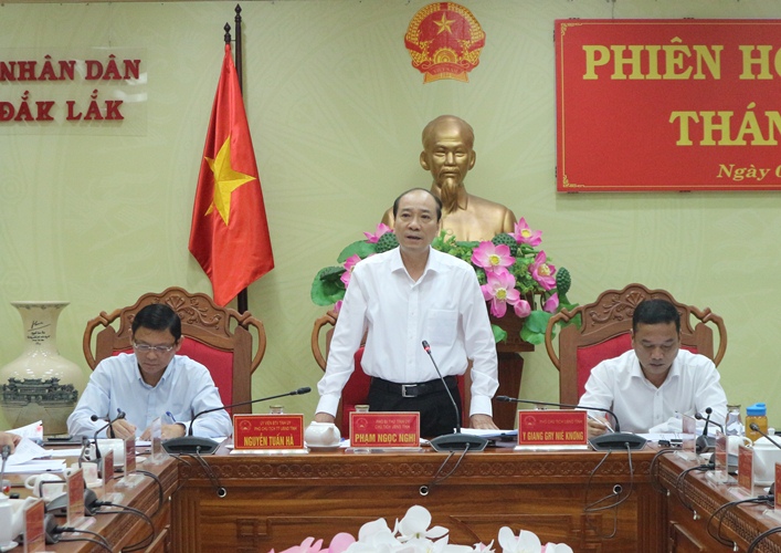 Họp thông qua các nội dung trình Kỳ họp thứ 11, HĐND tỉnh khóa IX 